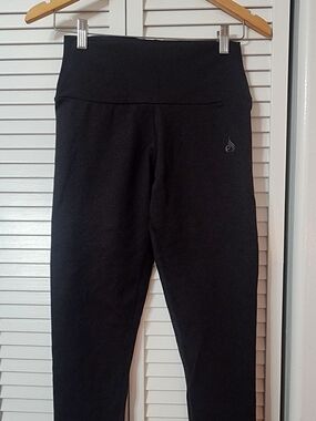 Ryderwear Black Motion High-Waist Scrunch Bum 7/8 Leggings